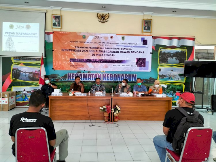Identifikasi dan Sosialisasi Daerah Rawan Bencana di Jawa Tengah 