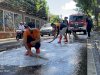 Solar Tumpah di Tikungan Sidowayah (Depan Masjid Ar-Rohmah AAM) Klaten Tengah, Klaten, BPBD Sigap Lakukan Pembersihan