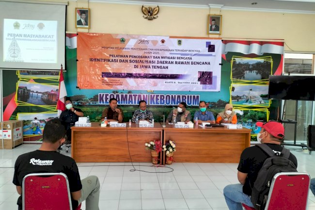 Identifikasi dan Sosialisasi Daerah Rawan Bencana di Jawa Tengah 