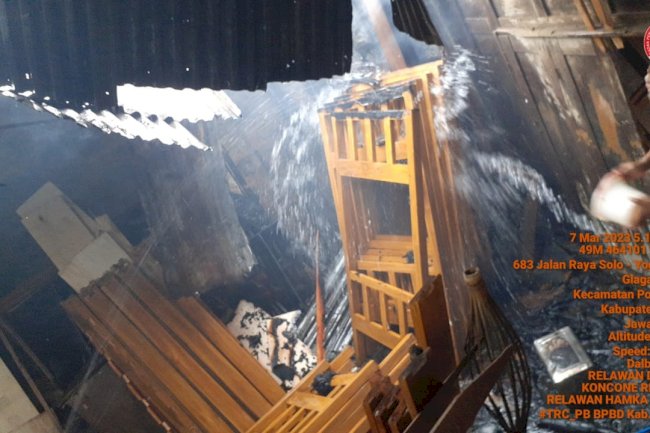 Tempat Usaha Mebel Terbakar, Gegara Bakar Sampah