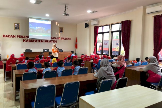 Edukasi dan Simulasi Bencana Alam Bagi Siswa/i BA Aisyiyah 1 Gedung Sierad Klaten