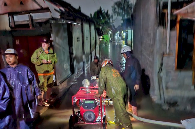 BPBD Klaten Sigap Respon Banjir di Belang Wetan, Klaten Utara dan Mojayan, Klaten Tengah