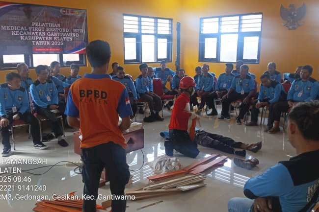 Materi MFR dalam Giat Pengukuhan dan Pelatihan TRC (Tim Reaksi Cepat) Kecamatan Gantiwarno