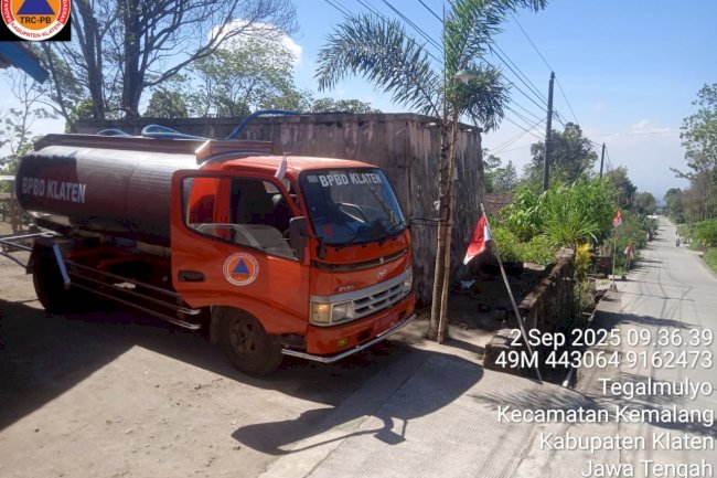Distribusikan Air Bersih 9 Tangki di Desa Tlogowatu, Tegalmulyo, dan Desa Kendalsari, Kecamatan Kemalang