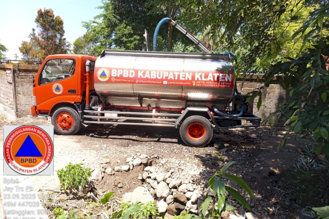 Distribusikan Air Bersih 9 Tangki di Kecamatan Kemalang
