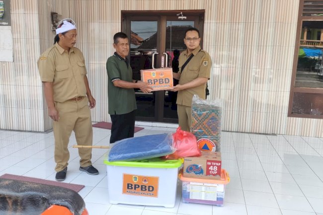 Distribusi Bantuan Logistik Bagi Korban Kebakaran Rumah Di Kecamatan Pedan