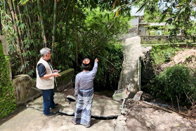 Cek Jembatan Ambruk di Desa Gumul, Kecamatan Karangnongko