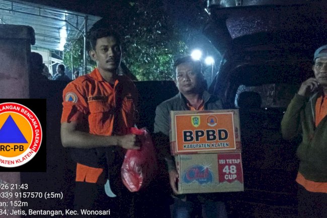 Wujud Kepedulian, BPBD Klaten Salurkan Bantuan Logistik Korban Laka Air di Desa Bentangan, Kecamatan Wonosari