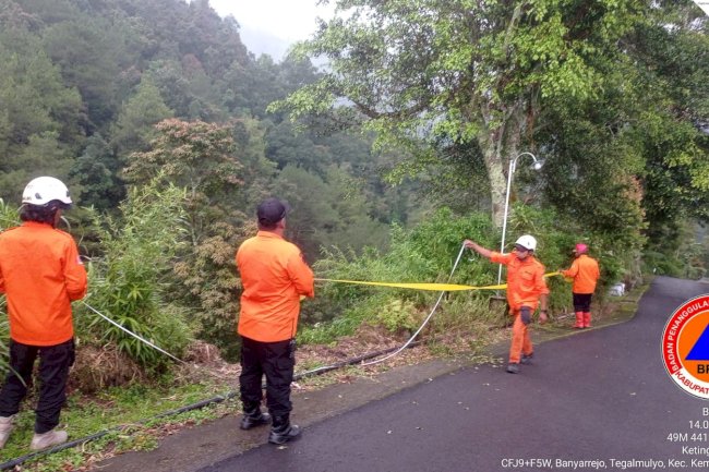 Assessment Tanah Longsor di Desa Tegalmulyo, Kecamatan Kemalang