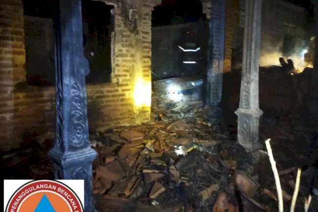 Kebakaran Rumah Akibat Korsleting Listrik di Desa Tumpukan, Kecamatan Karangdowo