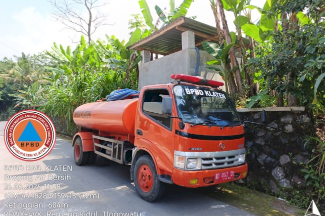 Droping Air Bersih 12 Tangki ke Tiga Desa di Kecamatan Kemalang