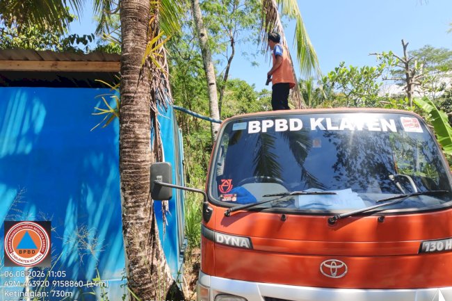 Droping Air Bersih 12 Tangki ke Empat Desa di Kecamatan Kemalang