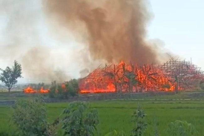 Kebakaran Loss Tembakau di Desa Ngrundul, Kecamatan Kebonarum Diduga Akibat Konsleting Listrik