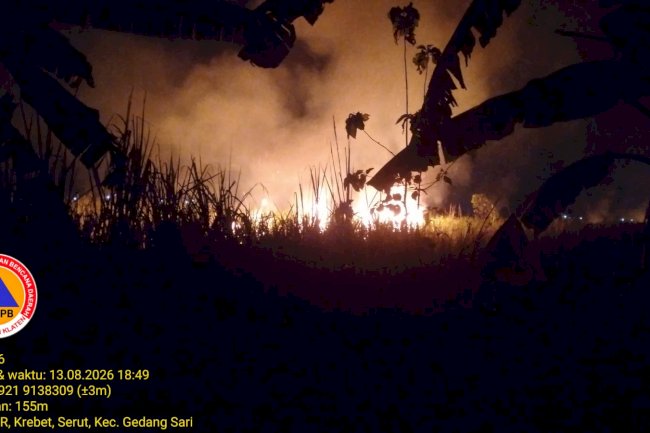 Kebakaran Lahan di Desa Jogoprayan, Kecamatan Gantiwarno. Penyebab Tidak Diketahui