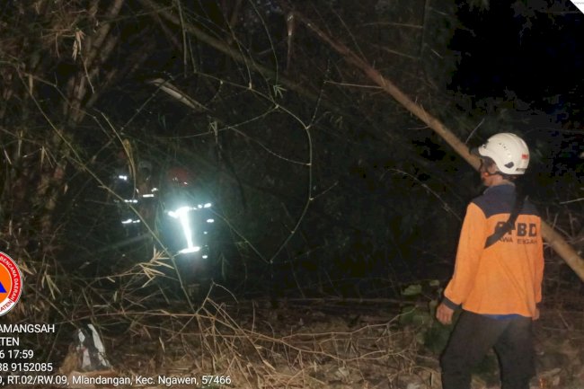 Kebakaran Rumpun Bambu seluas 53 M2 di Desa Drono, Kecamatan Ngawen