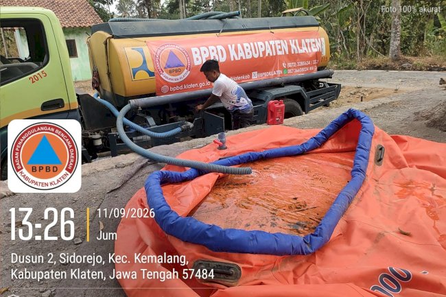 Droping Air Bersih 12 Tangki ke Dua Kecamatan Empat Desa - Dampak Kekeringan