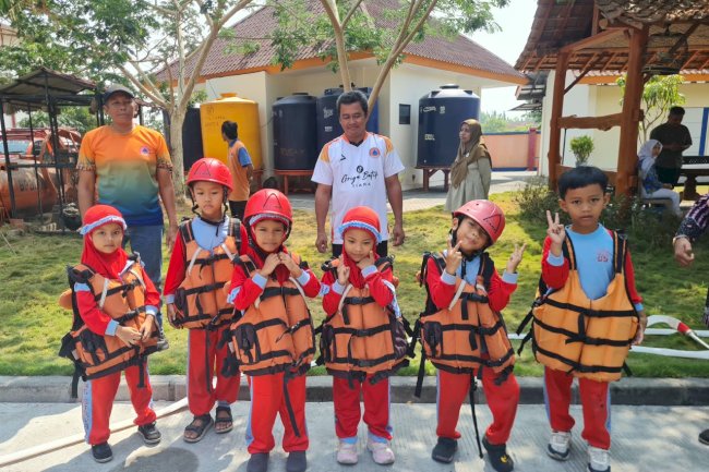 Berikan Edukasi Kebencanaan pada Kunjungan BA Aisyiyah 1 Gedung SIerad Klaten