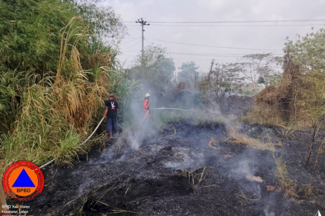  Kebakaran Lahan Kosong seluas yang terbakar 2.200 m² di Desa Pasungan, Kecamatan Ceper