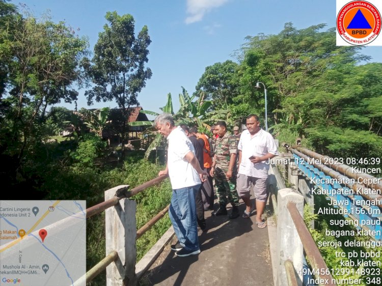 Plt. Kalak BPBD Klaten Tinjau Rumpun Bambu Longsor di desa Ngawonggo kecamatan Ceper