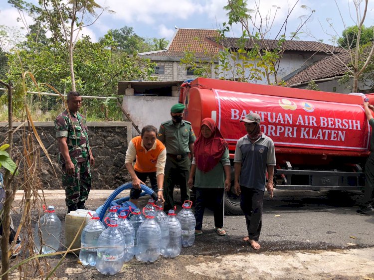 KORPRI Salurkan Bantuan Air Bersih 8 Tangki di kecamatan Kemalang dan Bayat