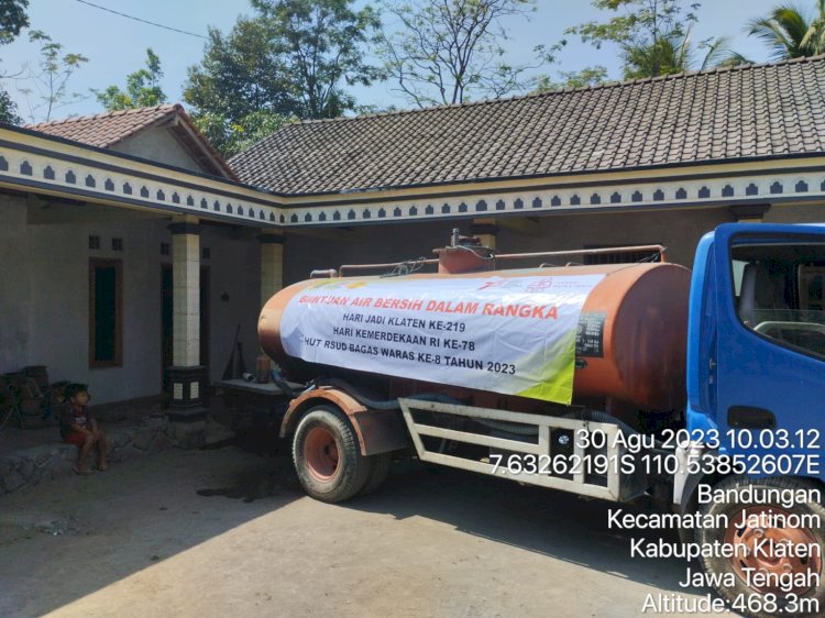 RSUD Bagas Waras Salurkan Bantuan Air Bersih Untuk Masyarakat desa Bandungan, kecamatan Jatinom
