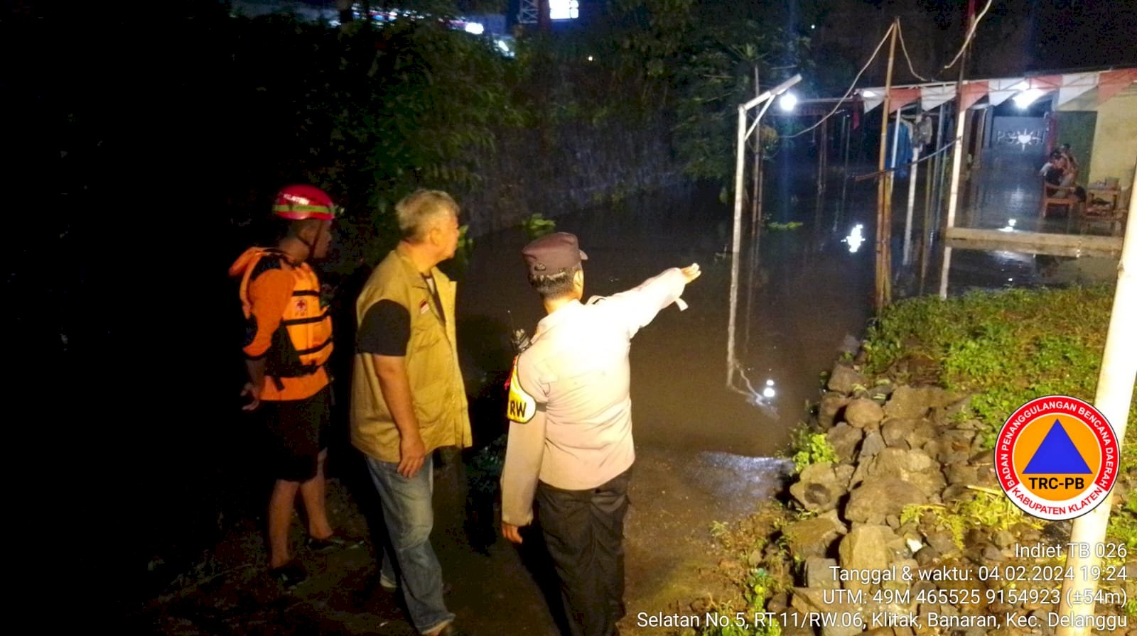 Tanggap Bencana, Kalak BPBD Kabupaten Klaten Tinjau Lokasi Terdampak Banjir di desa Banaran Kecamatan Delanggu