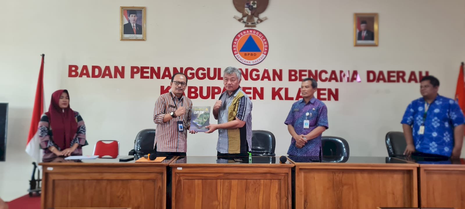 Kenal Pamit Sekretaris, Kasubag Umbeg, dan Kasubag PP BPBD Kabupaten Klaten