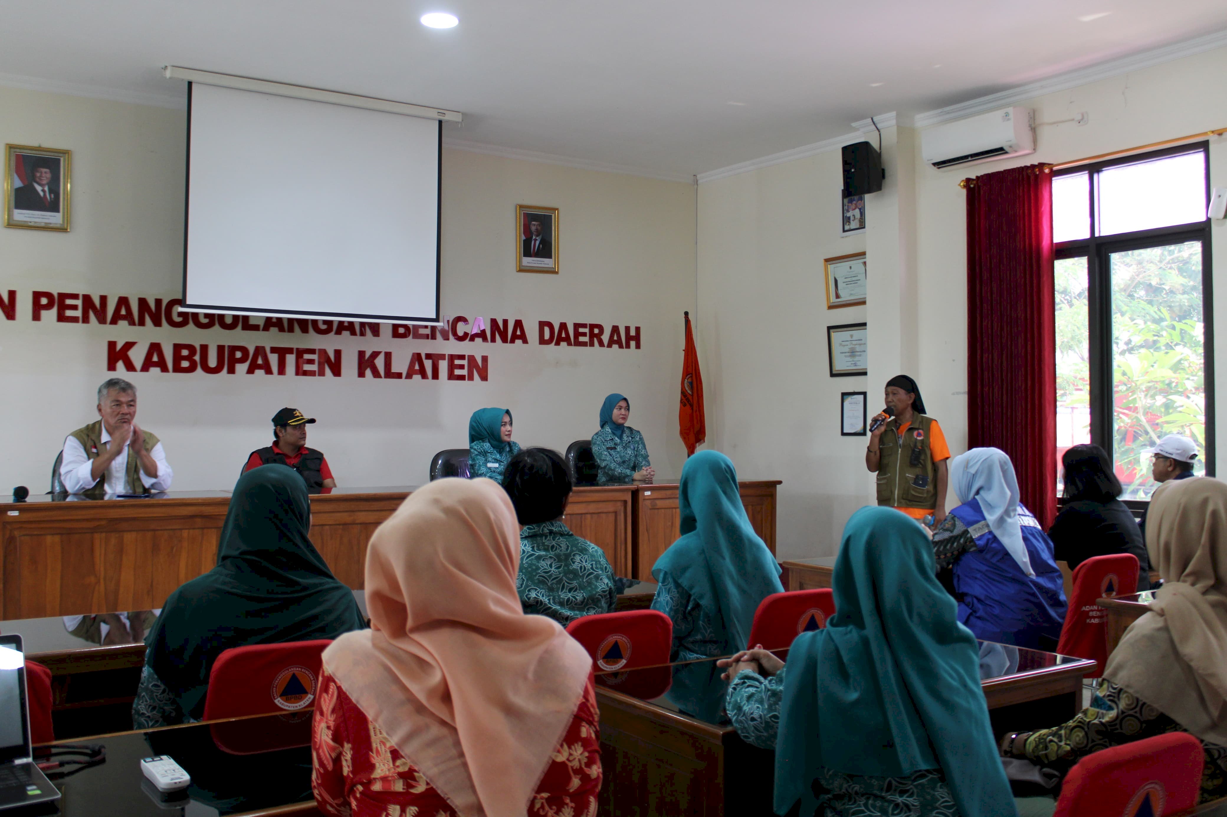 Sukseskan Hari Kesiapsiagaan Bencana (HKB) 2025, BPBD Kabupaten Klaten Gelar Simulasi Gempa Bumi dan Kebakaran