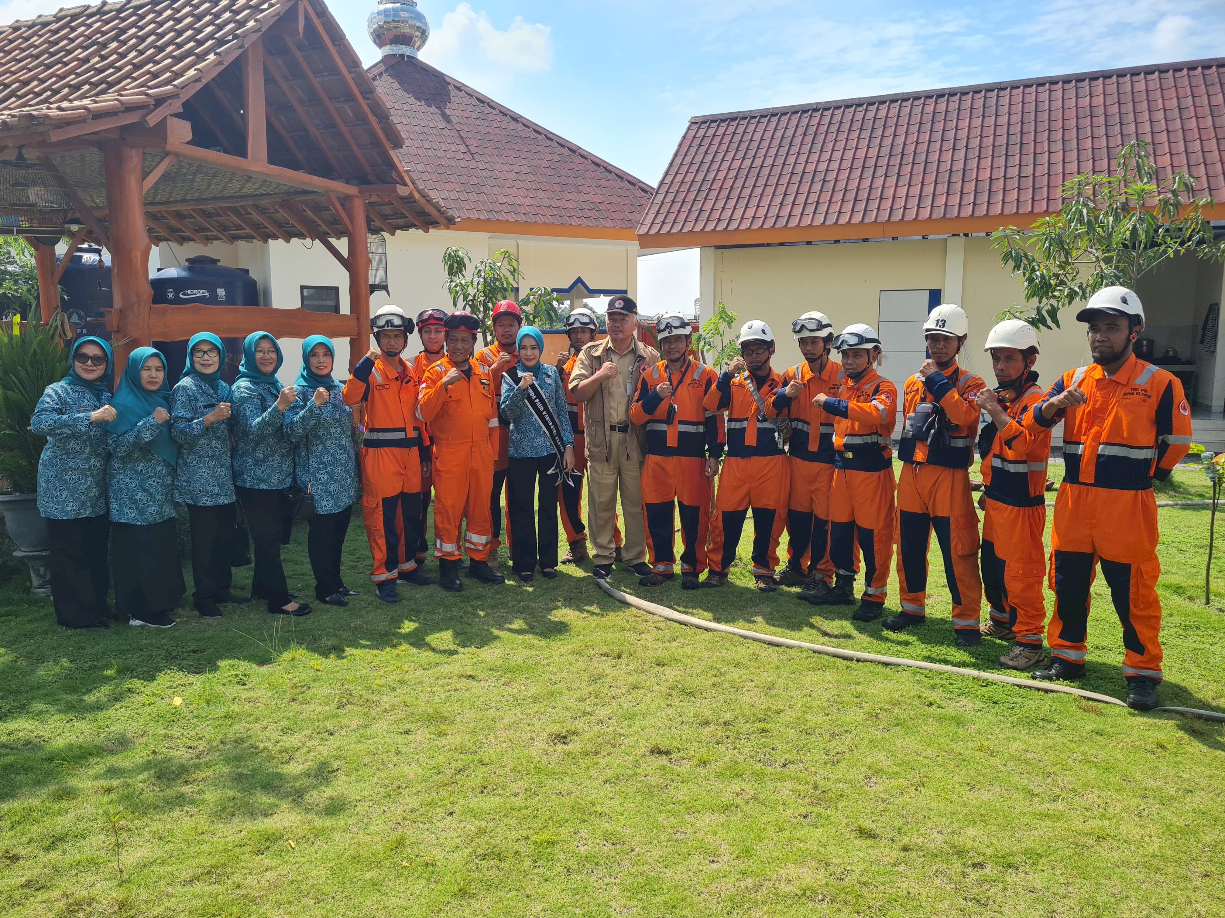 Kunjungan Bus Bejanaku dan Bunda Literasi ke BPBD Kabupaten Klaten