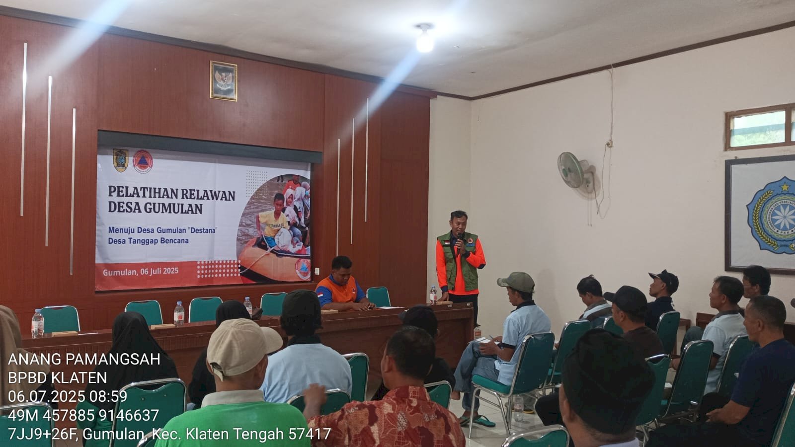 Menjadi Narasumber dalam Kegiatan Pelatihan Relawan Desa Gumulan, Kecamatan Klaten Tengah