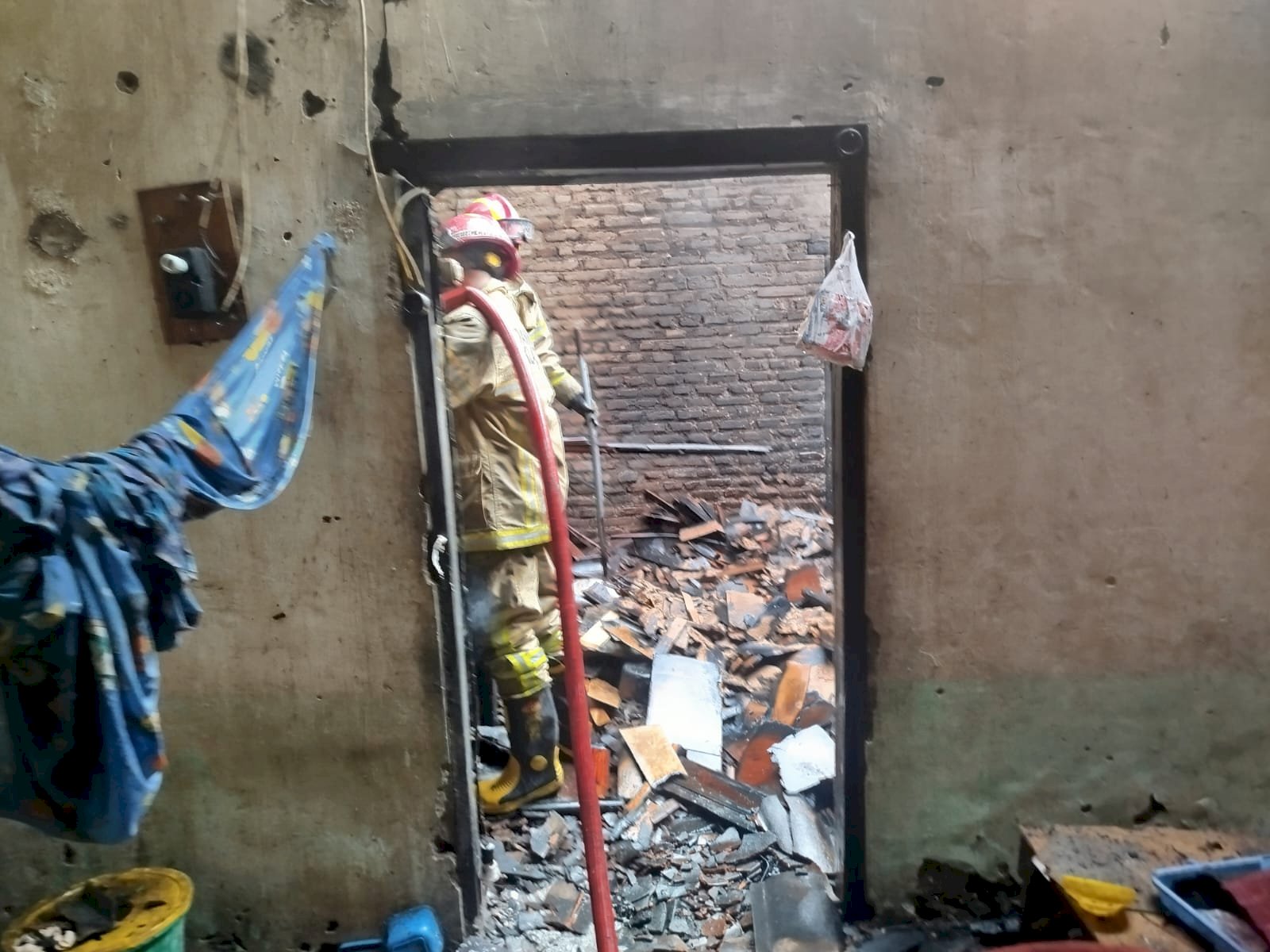 Kebakaran Rumah Bagian Dapur di Desa Jemawan, Kecamatan Jatinom