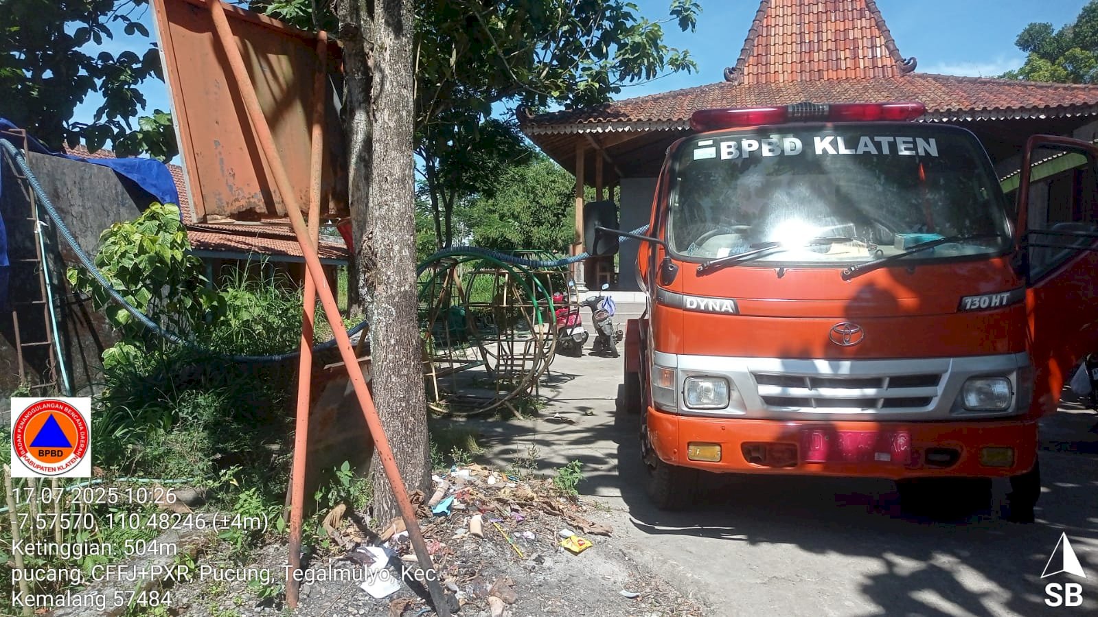 Distribusikan Air Bersih 4 Tangki di Desa Tegalmulyo, Kecamatan Kemalang