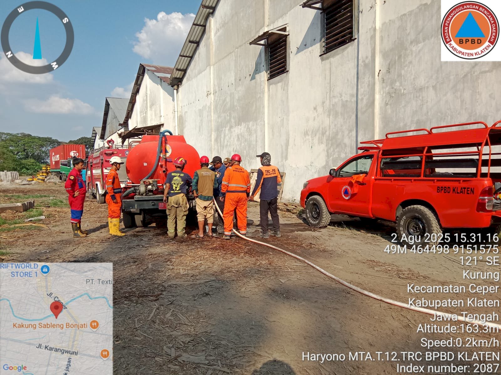 Kebakaran Limbah Kayu Triplek di Desa Ceper, Kecamatan Ceper