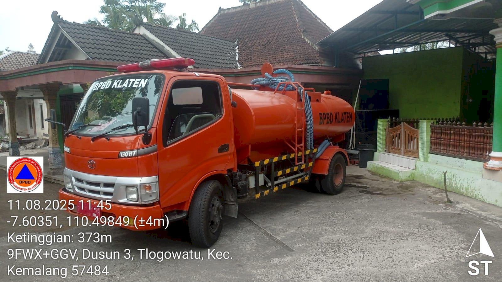 Distribusikan Air Bersih 9 Tangki di Desa Sidorejo, Tegalmulyo, dan desa Tlogowatu, Kecamatan Kemalang
