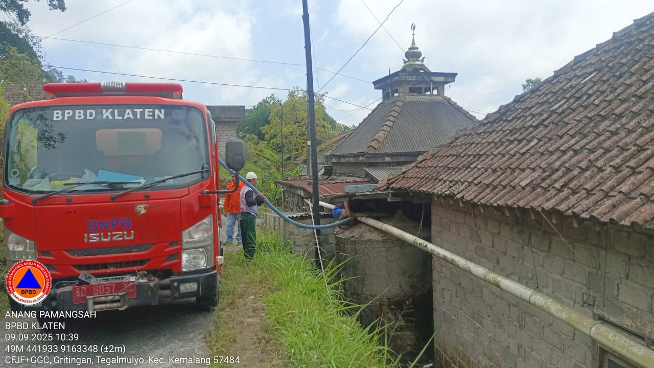 Distribusikan Air Bersih 9 Tangki di Empat Desa, Kecamatan Kemalang