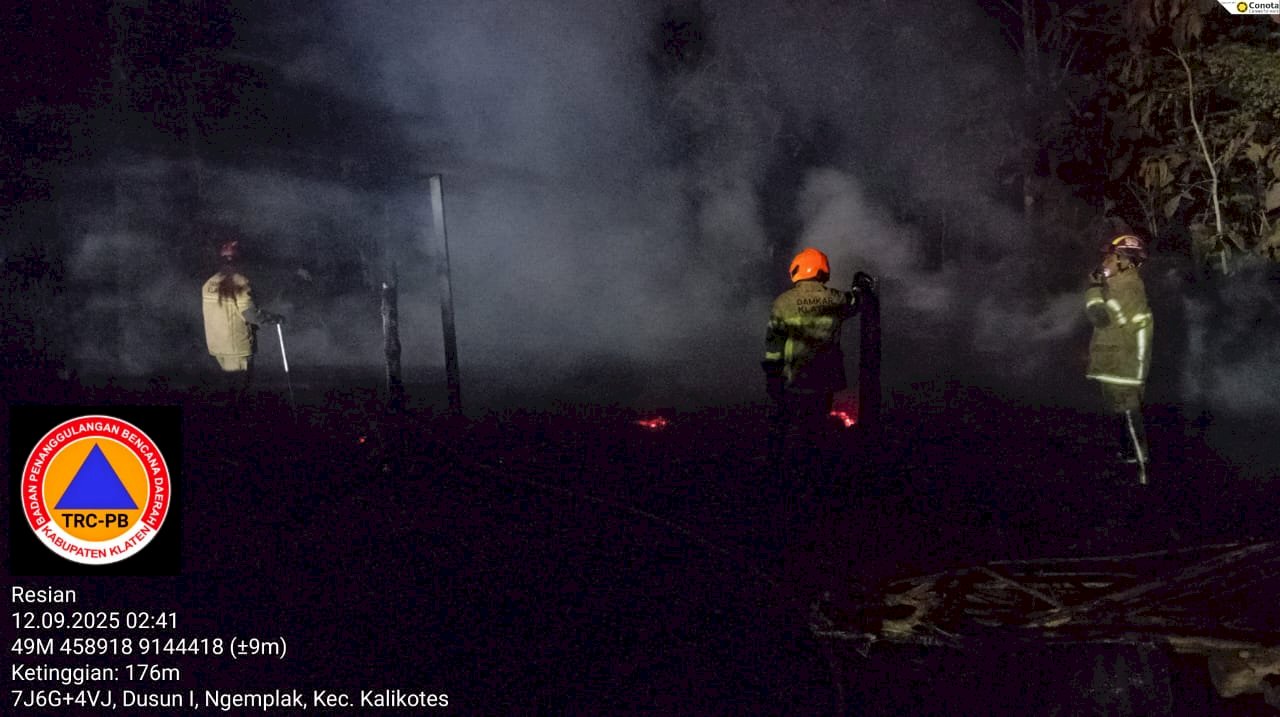 Gudang Pengrajin Kayu di Desa Krakitan, Kecamatan Bayat Terbakar