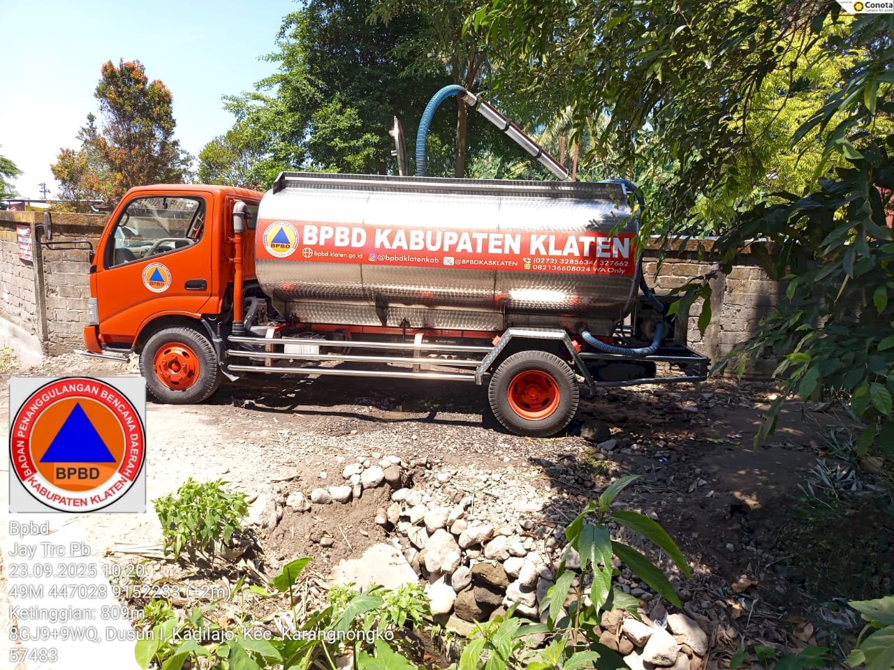 Distribusikan Air Bersih 9 Tangki di Kecamatan Kemalang