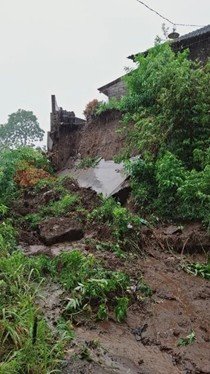 Talud Jebol Di Kecamatan Kemalang