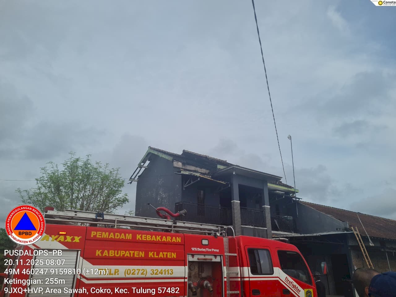 Kebakaran Rumah di Desa Cokro, Kecamatan Tulung, Diduga Arus Listrik