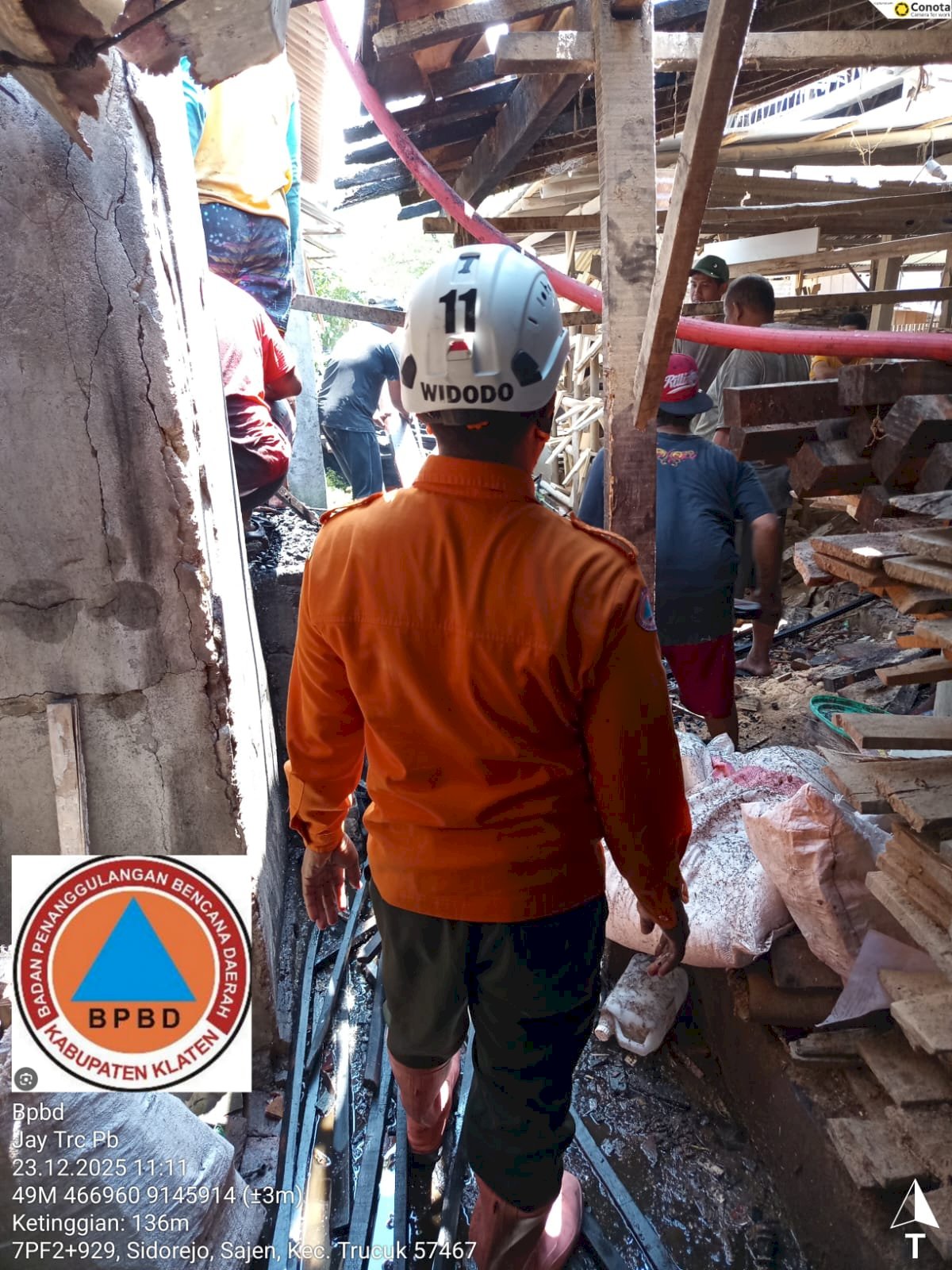 Kebakaran Oven Kayu di Desa Sajen, Kecamatan Trucuk