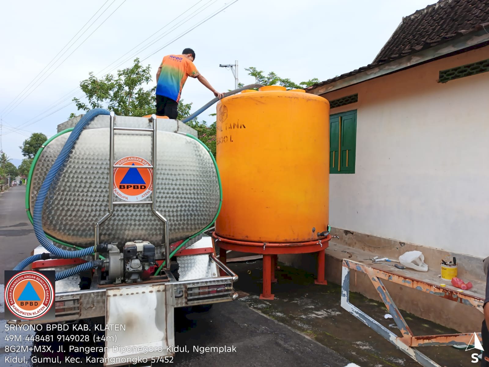 Pipa Pamsimas Rusak, BPBD Klaten Dropping Air Bersih ke Desa Gumul, Kecamatan Karangnongko