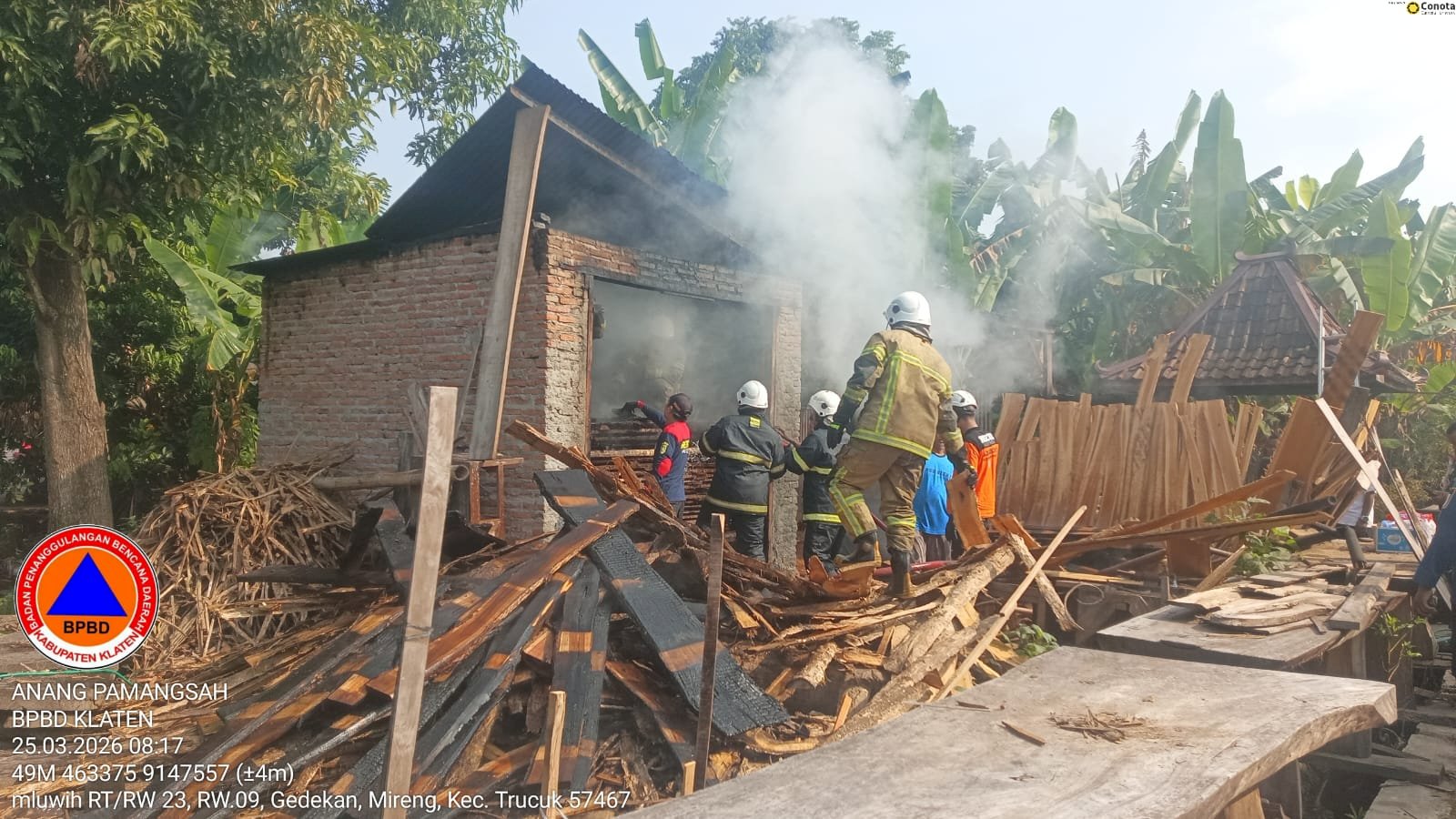 Kebakaran Landa Oven Pengeringan Kayu di Desa Mireng, Kecamatan Trucuk