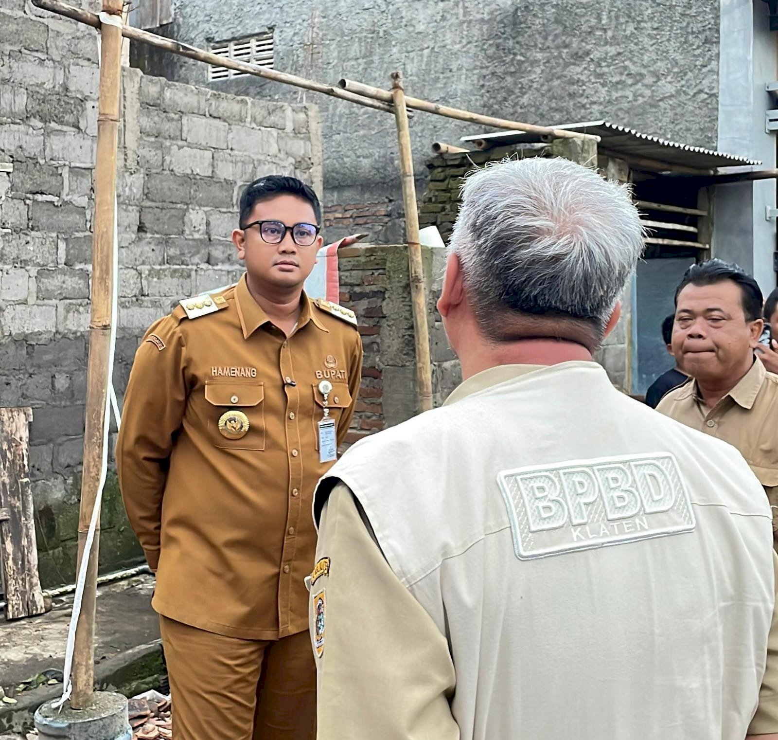 Bupati Klaten Tinjau Lokasi Dampak Angin Kencang 