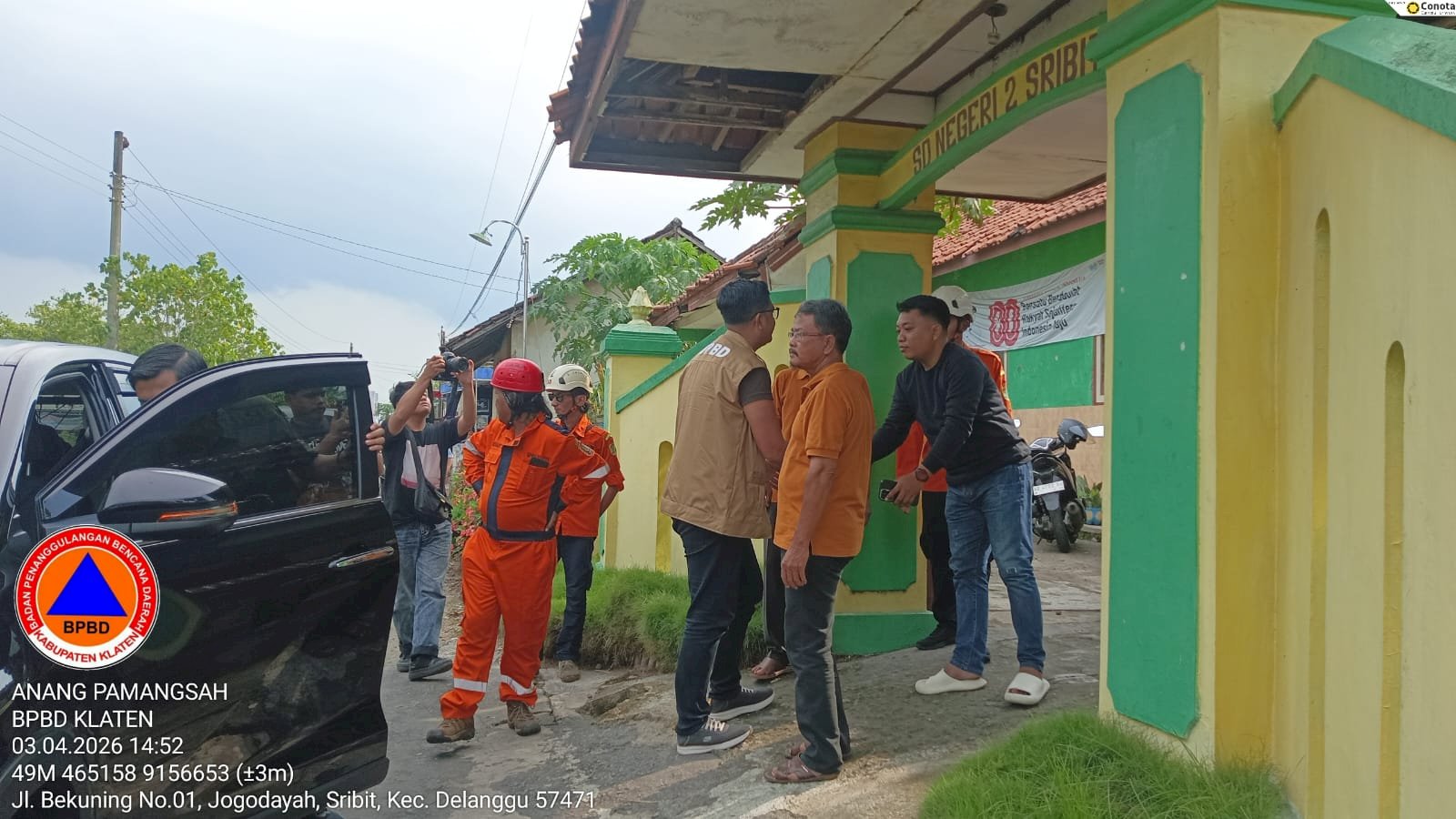 Atap Sekolah Roboh, Bupati Klaten Tinjau Lokasi Pastikan Gerak Cepat Penanganan
