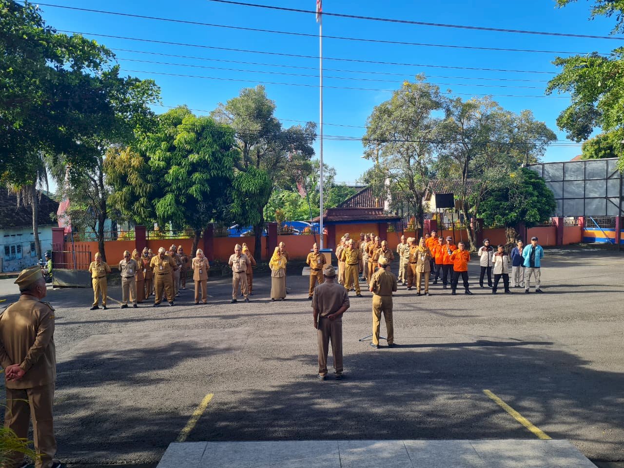 Apel Pagi BPBD Klaten - Tingkatkan Kedisiplinan Pegawai
