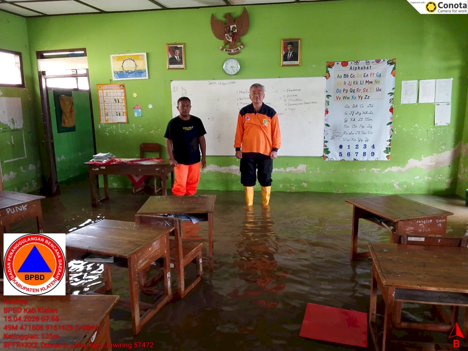 Curah Hujan Tinggi Sebabkan Banjir Genangan di Sejumlah Titik Kecamatan