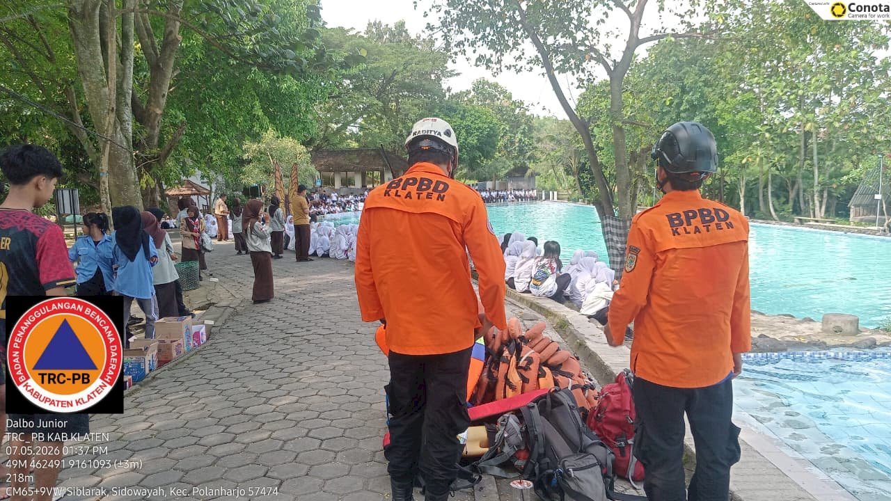 Menjadi Narasumber dalam Kegiatan Perkemahan SMA Negeri 3 Klaten