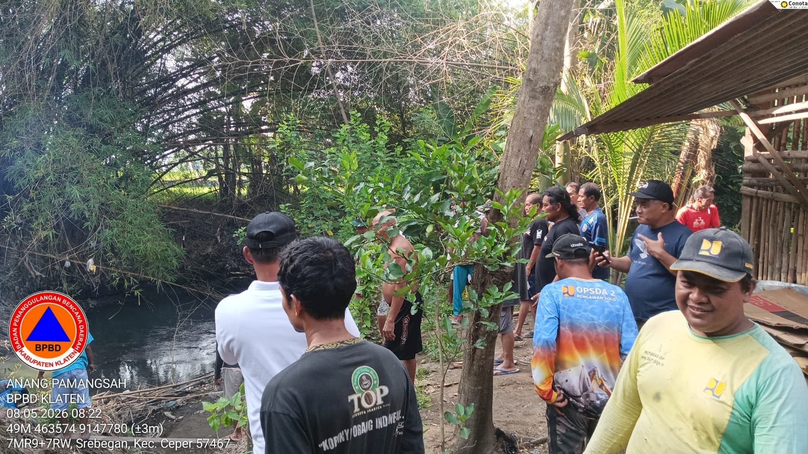 Gotong Royong Pembersihan Rumpun Bambu di Kali Cino, Desa Mireng, Kecamatan Trucuk