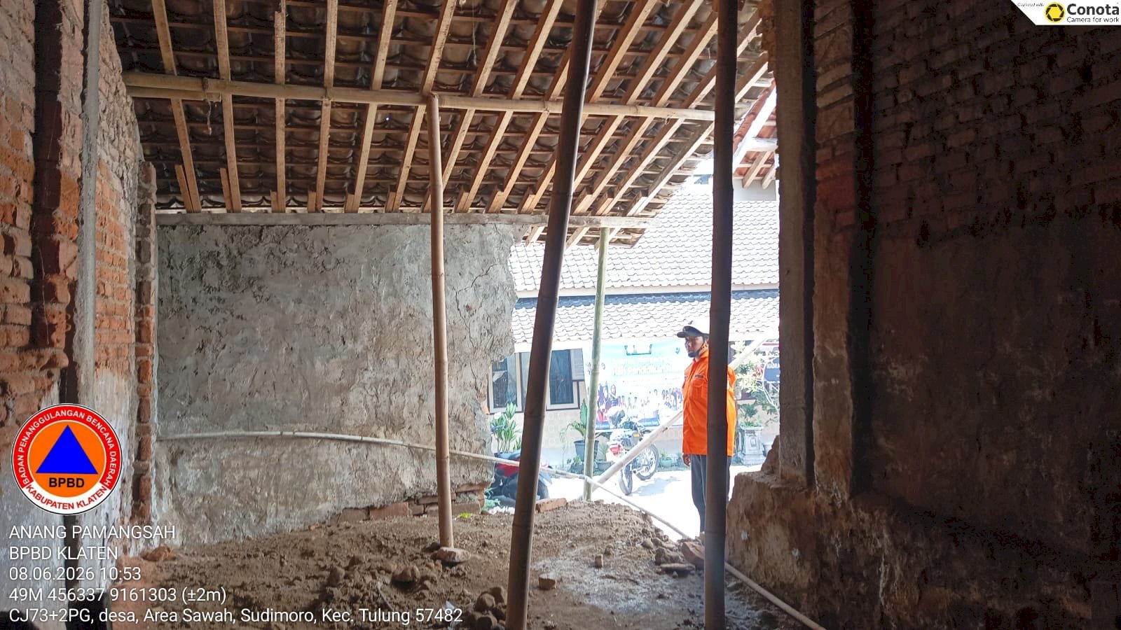 Assessment Tembok Rumah Roboh di Desa Sudimoro, Kecamatan Tulung