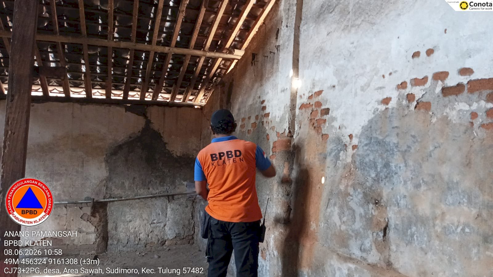Assessment Tembok Rumah Roboh di Desa Sudimoro, Kecamatan Tulung